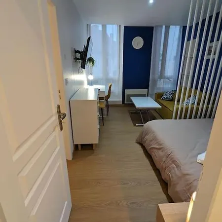 Apartment Le Majorelle-centre Ville-acces 24h- Parking Free